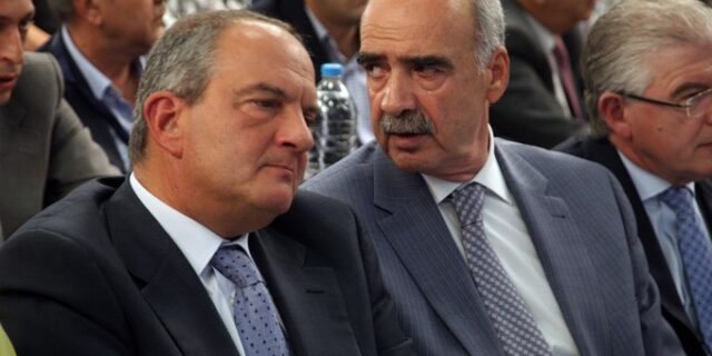 Η ΝΔ πάει από δεξιά προς κέντρο και παρουσιάζει πρόγραμμα
