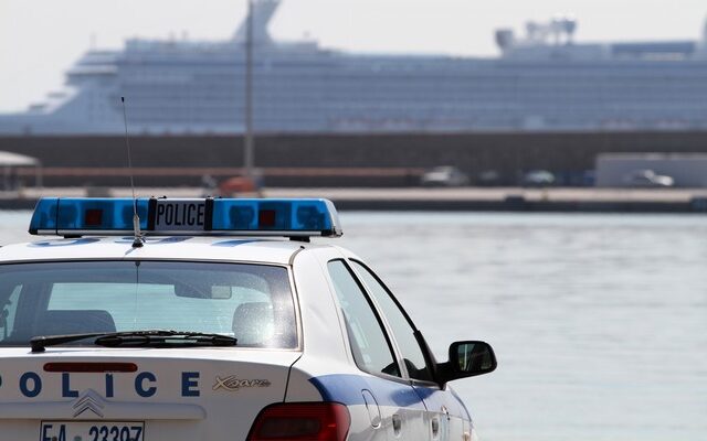 Αξιωματικοί της Οικονομικής Αστυνομίας και της Αντιτρομοκρατικής εκβίαζαν μπαρ στη Ζάκυνθο