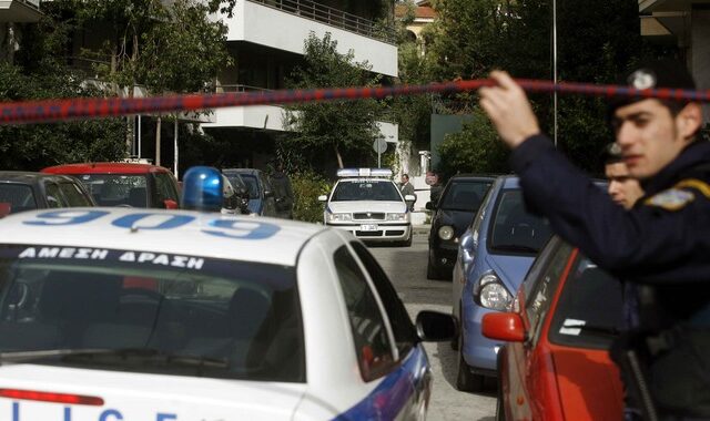 Σκότωσαν παππού μέσα στο σπίτι του. Μοναδική μάρτυρας η υπερήλικη αδερφή του που πάσχει από Αλτσχάιμερ