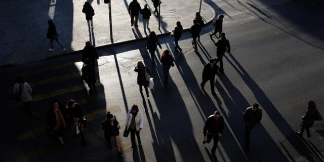Φοροδιαφυγή ώρα μηδέν: Εκατοντάδες χιλιάδες πολίτες στο στόχαστρο μετά από διασταυρώσεις λογαριασμών