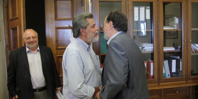 Λαϊκή Ενότητα: Πρώτος στο Επικρατείας ο σκιτσογράφος Στάθης Σταυρόπουλος