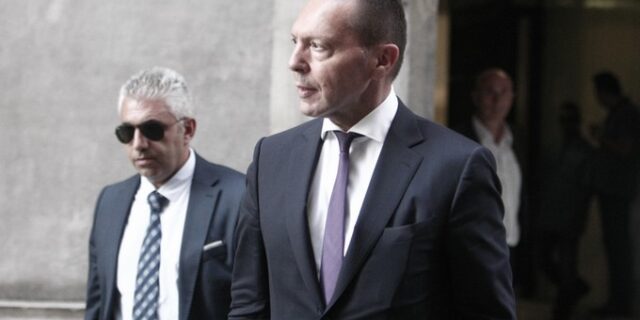 Στουρνάρας: Η γενναία διαπραγμάτευση Βαρουφάκη μας στοίχισε 86 δισ. ευρώ