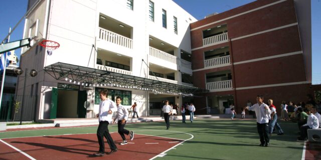 Αναλαμβάνουν υπηρεσία οι αναπληρωτές δάσκαλοι και νηπιαγωγοί