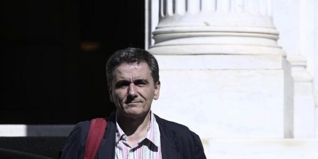 Οι “53” ο Τσακαλώτος και ο Σακελλαρίδης