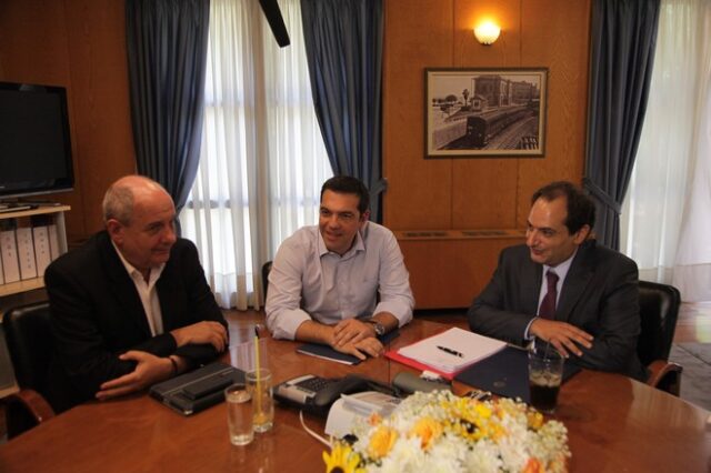 Μέτρα υπέρ της διαφάνειας στον τομέα κατασκευής δημοσίων έργων ανακοίνωσε ο πρωθυπουργός