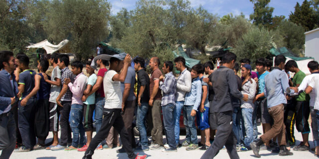 Νέα ένταση στην Λέσβο. Έγινε επέμβαση των ΥΜΕΤ
