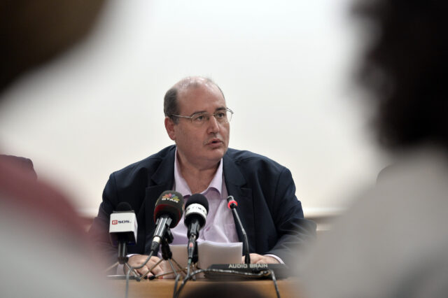 Φίλης: Αναγνωρίζουμε τον πόνο των Ποντίων αλλά δεν ήταν γενοκτονία