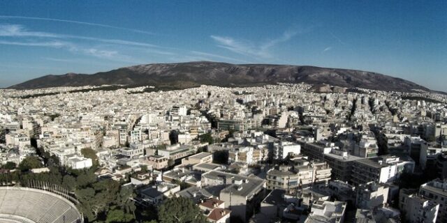 Ιδιοκτήτες πληρώνουν ξανά τα ακίνητά τους λόγω ΕΝΦΙΑ