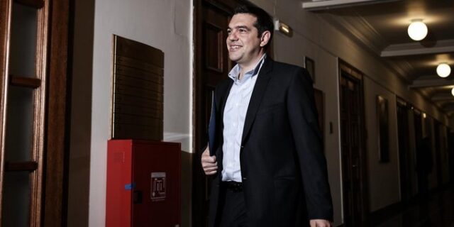 Τσίπρας στο υπουργικό: Δεν είστε μόνιμοι. Τα υπουργεία δεν ανήκουν σε εσάς, ανήκουν στον ελληνικό λαό