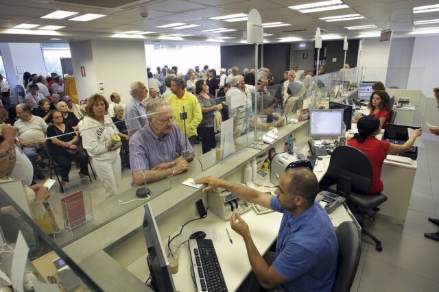 Οι 5 βασικές προϋποθέσεις για να μπορέσουν να δανείσουν ξανά οι τράπεζες