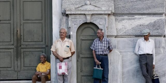 Capital controls: Που σκόνταψε η χαλάρωση. Τι θα ισχύσει τελικά με τους τραπεζικούς περιορισμούς