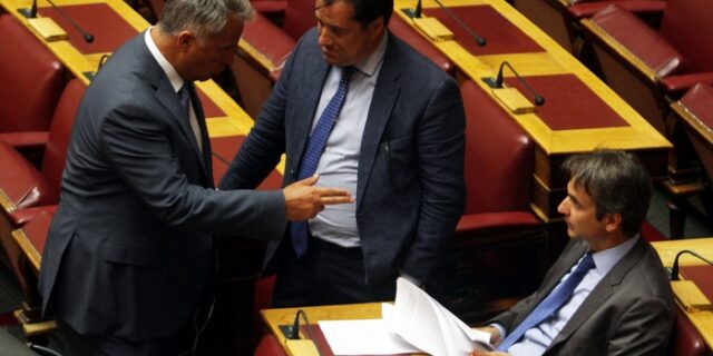 ΝΔ: Η ‘αφωνία’ των γαλάζιων βουλευτών στην προεδρική εκλογή