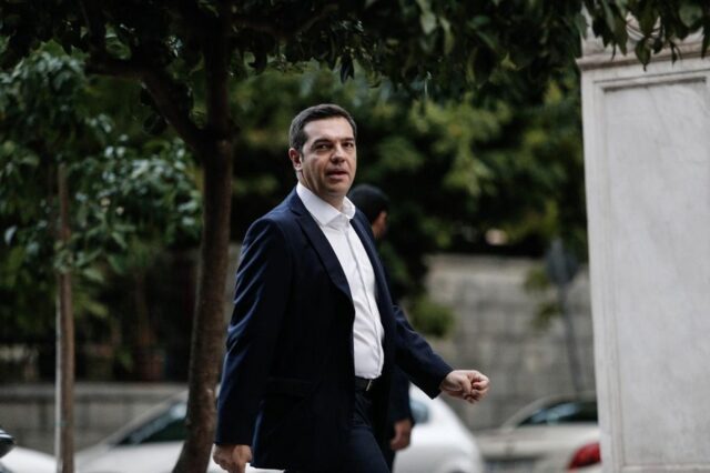 Die Zeit: Η νέα κυβέρνηση Τσίπρα μοιάζει με την παλιά