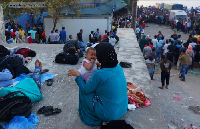 Πάνω από 25.000 πρόσφυγες αποχώρησαν από τη Λέσβο