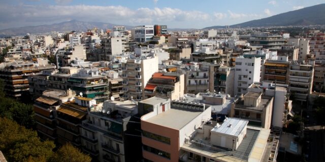 Παγώνουν πλειστηριασμοί, κατασχέσεις και εξώσεις