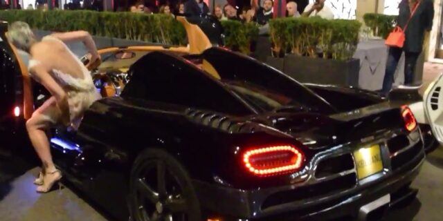 Η σέξι γυναίκα που οδηγεί την Koenigsegg Agera R σαν να την …κλέβει. Βίντεο