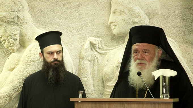 Οργή Ιερώνυμου για την απαλλαγή απ’ τα θρησκευτικά χωρίς έγγραφο. ‘Η παιδεία μας είναι ελληνοχριστιανική’