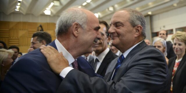 Τα είπαν για μία ώρα Καραμανλής- Μεϊμαράκης