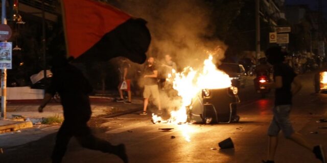 Δύο συλλήψεις και 26 προσαγωγές από τα χθεσινά επεισόδια στο Κερατσίνι