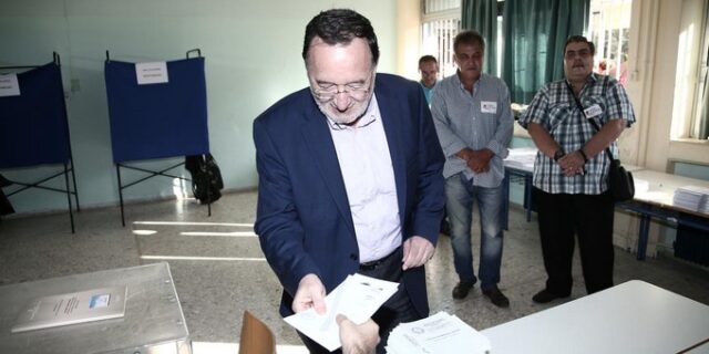 Εκλογές 2015. Λαφαζάνης: Η νεολαία καλείται να πει ένα μεγάλο όχι στην αποχή στις κάλπες, στο ‘όλοι τα ίδια είναι’
