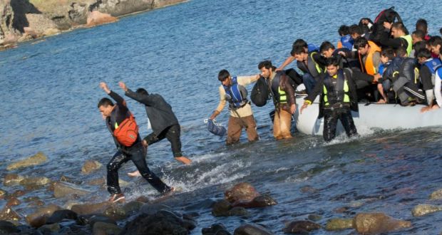 Συνελήφθη 30χρονος που μετέφερε εξωλέμβιους κινητήρες από τα σκάφη που καταφθάνουν οι πρόσφυγες στη Λέσβο