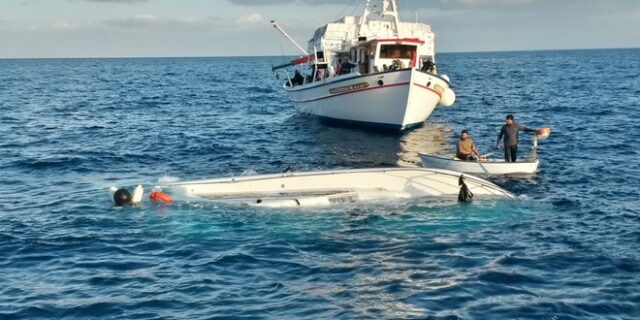 Δύο ναυάγια με πρόσφυγες μέσα σε μία ώρα στο Αιγαίο
