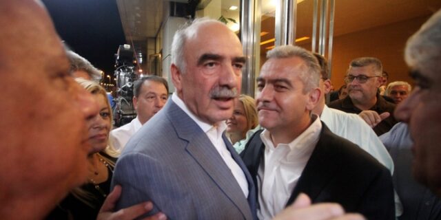 Αποτελέσματα εκλογών 2015: Ο Μεϊμαράκης αναγνωρίζει τη νίκη Τσίπρα και τον καλεί να σχηματίσει κυβέρνηση