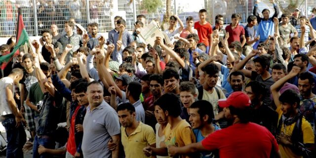 “Όχι” στις ποσοστώσεις για τη μετεγκατάσταση προσφύγων από την Τσεχία, τη Σλοβακία και το κόμμα “Οι Φινλανδοί”