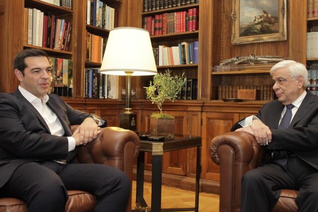 Έλαβε εντολή σχηματισμού κυβέρνησης ο Αλέξης Τσίπρας