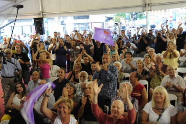 Αποτελέσματα εκλογών 2015: Οι αντιδράσεις στα περίπτερα των κομμάτων