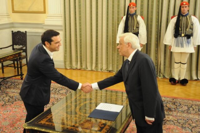 Ορκίστηκε και πάλι πρωθυπουργός ο Αλέξης Τσίπρας. Κυβέρνηση εξπρές λόγω μεταναστευτικού