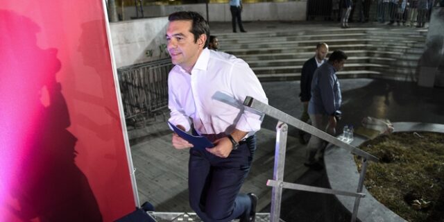 Τα νέα διλήμματα της Κουμουνδούρου