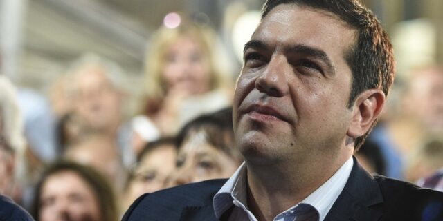 Τσίπρας: Ο πατέρας μου φυλακίστηκε επί Χούντας. Σκαλίζουν τα πάντα τώρα. Θα τους γυρίσει μπούμερανγκ