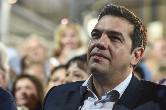 Τσίπρας: Ο πατέρας μου φυλακίστηκε επί Χούντας. Σκαλίζουν τα πάντα τώρα. Θα τους γυρίσει μπούμερανγκ