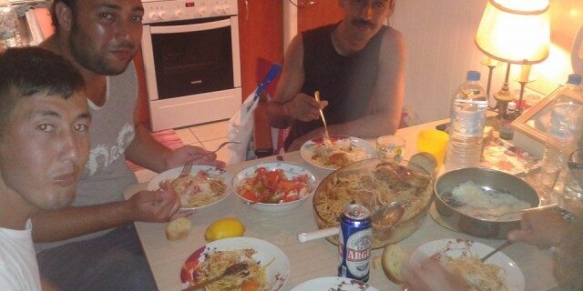 Λέσβος: ‘Πήραμε μετανάστες σπίτι μας και καλά κάναμε’