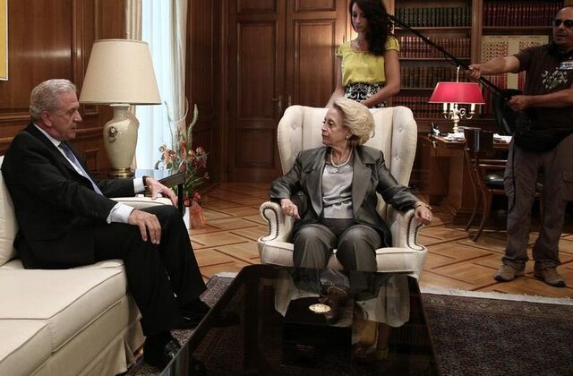 Αβραμόπουλος: Η ΕΕ θα στείλει χρήματα στην Ελλάδα για το μεταναστευτικό