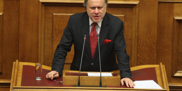 Διαψεύδει ο Κατρούγκαλος τα περί απονομής συντάξεων με εισοδηματικά κριτήρια