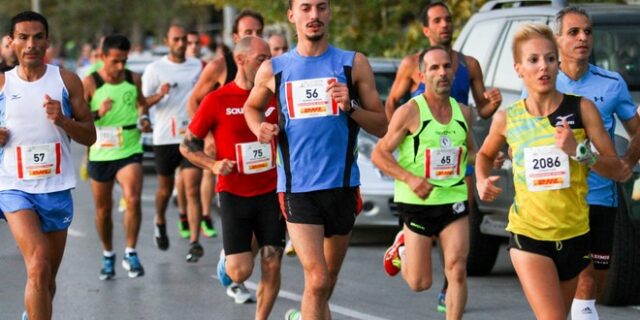 Δρομείς από 5 ηπείρους και 53 χώρες στον 4ο Διεθνή Νυχτερινό Ημιμαραθώνιο Θεσσαλονίκης