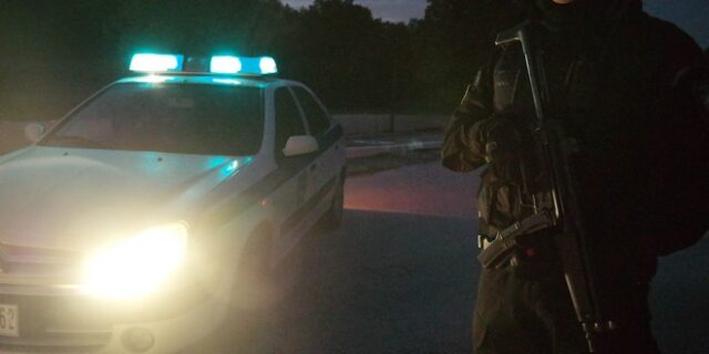 Συνελήφθησαν δύο Ρομά κατηγορούμενοι για 52 διαρρήξεις αυτοκινήτων στην Ηγουμενίτσα