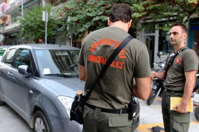 Επιστρέφει η δημοτική αστυνομία και στην Αθήνα