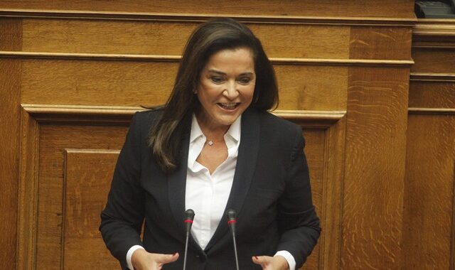 Μπακογιάννη: Η απουσία της Ελλάδας από την κατάρτιση του Σχεδίου Δράσης για το μεταναστευτικό σημαίνει παραβίαση των κυριαρχικών της δικαιωμάτων