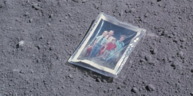 Μηχανή του Χρόνου: Η οικογένεια από το Τέξας που βρίσκεται στο φεγγάρι εδώ και 43 χρόνια!