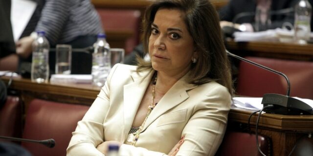 Η ΝΔ απέσυρε την υποψηφιότητα της Ντόρας για την αντιπροεδρία του ΕΛΚ
