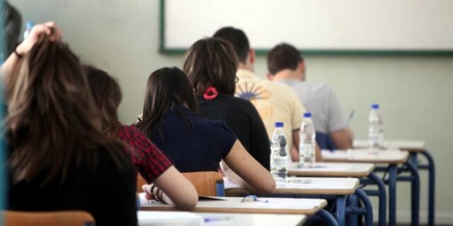 Αναστολή του ΦΠΑ 23% για όλους στην εκπαίδευση θα εξαγγείλει ο Τσίπρας