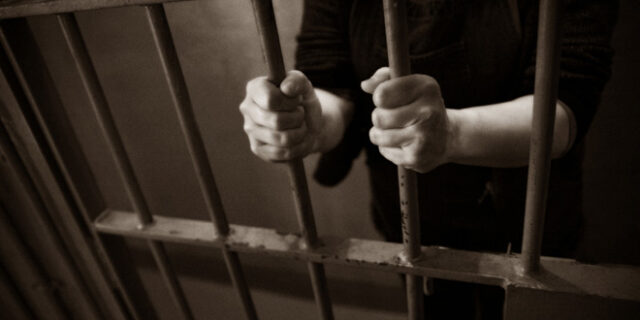 Να μη σκοτώσει ο φόβος την ανθρωπιά