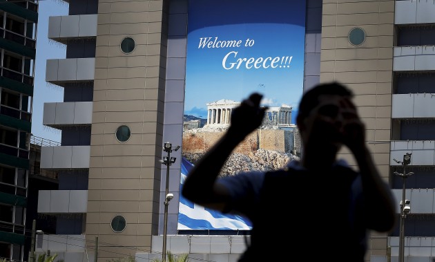Αιμορραγούν τα κρατικά ταμεία