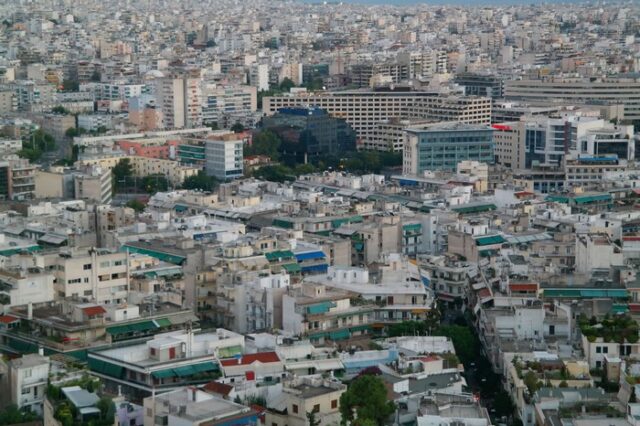 Η κυβέρνηση σχεδιάζει να αντικαταστήσει τον ΕΝΦΙΑ από το 2016