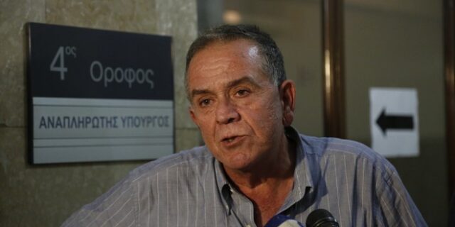 Μουζάλας στην WSJ: Ατυχής η δήλωση Γιουνκέρ για κοινές περιπολίες Ελλάδας – Τουρκίας