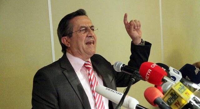 Αποφασισμένος να καταψηφίσει και να μην παραιτηθεί, δηλώνει ο Νικολόπουλος