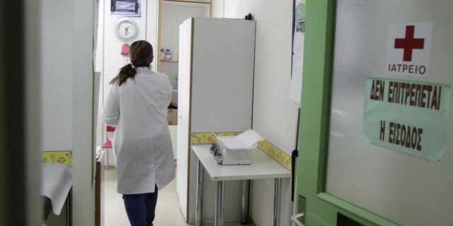 Γ.Κ. Νοσοκομείο Νίκαιας: Συνελήφθησαν ‘μαϊμού’ αποκλειστικές νοσοκόμες